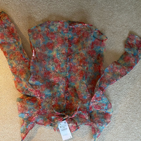 Bloggers favorite Organza top - Picture 7 of 7